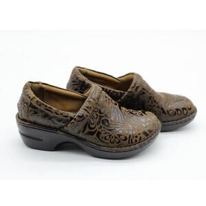 BOC Born Concepts brown paisley printed leather clogs womens 7.5 workwear nurse